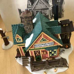 Department 56 Holiday “Steen’s Maple House”